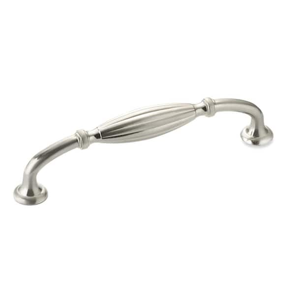 Richelieu Hardware Madeleine Collection 5 1/16 in. (128 mm) Grooved Brushed Nickel Traditional Curved Cabinet Arch Pull