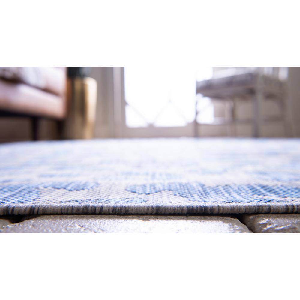 Round Blue Synthetic Outdoor Stain-Resistant Area Rug