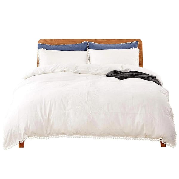 DVPompom White Pompom Queen Size Cotton Duvet Cover Set