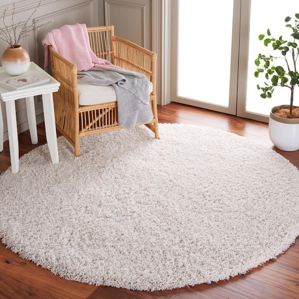 Luxe Shag 6 ft. x 6 ft. White Solid Round Area Rug