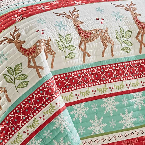 Winter Bedspread Set Queen Size, Winter Scene with Deer Frozen Trees and  Snow Christmas Season Pine Trees Bushes, Quilted 3 Piece Decor Coverlet Set