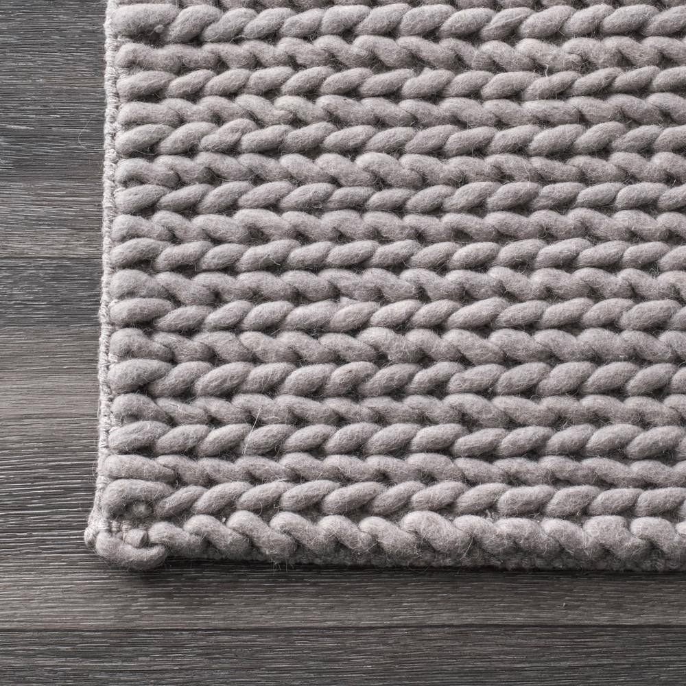 Handmade Light Gray Wool Blend Braided Rectangular Rug 6' x 9'