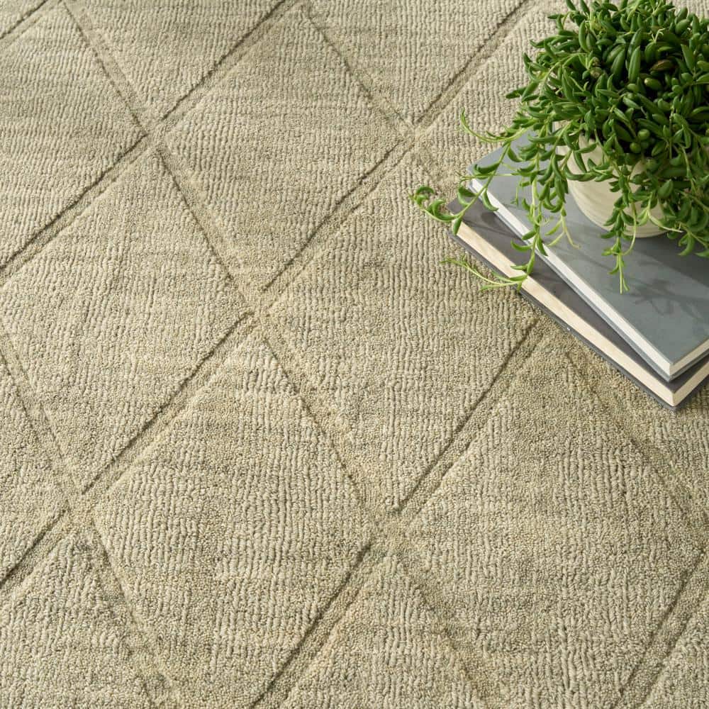Sage Geometric Handmade Wool 5' x 7' Area Rug