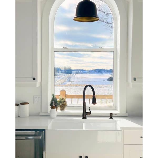 https://images.thdstatic.com/productImages/5c8be976-8a42-4215-90ba-7d2d1379abbd/svn/crisp-white-sinkology-farmhouse-kitchen-sinks-sk496-33fc-fa_600.jpg