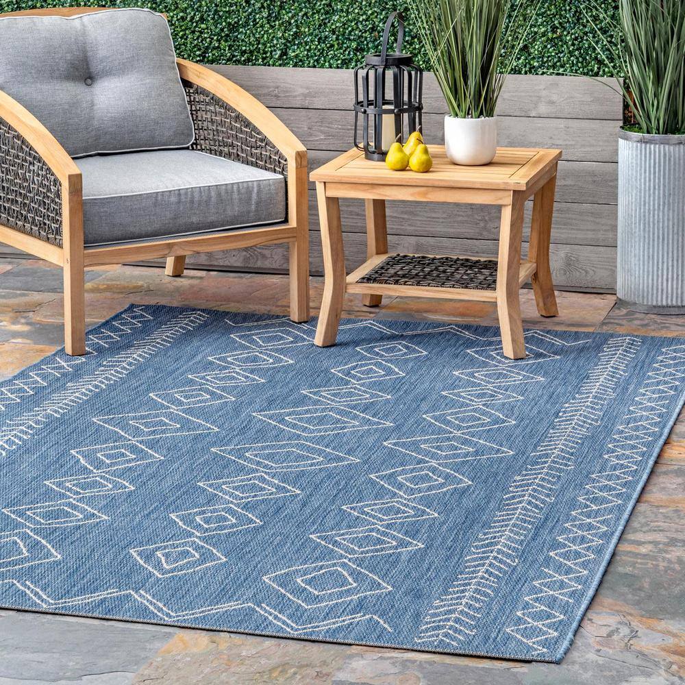 Blue Moroccan Pattern Stain-Resistant Synthetic Area Rug