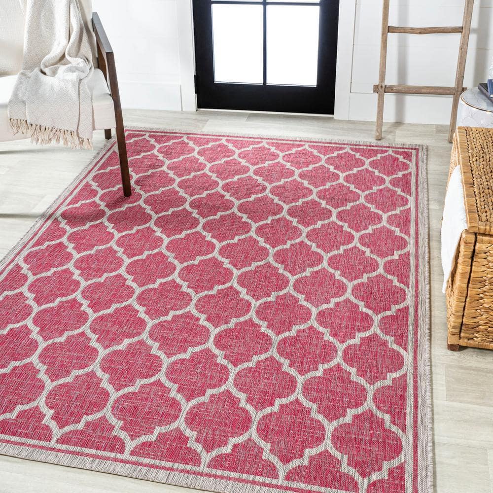 Fuchsia and Light Gray Moroccan Trellis Indoor/Outdoor Rug