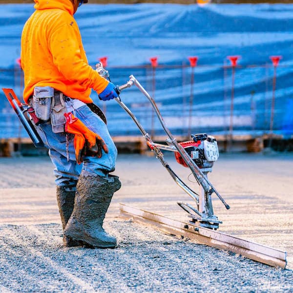 1.6 HP Honda Gas Power Vibrating Concrete Finishing Screed with 6 ft. Magnesium Board Straight Edge