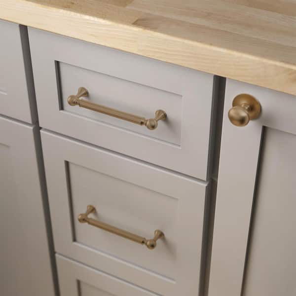 Classic Farmhouse 5-1/16 in. (128 mm) Classic Champagne Bronze Cabinet Drawer Pull