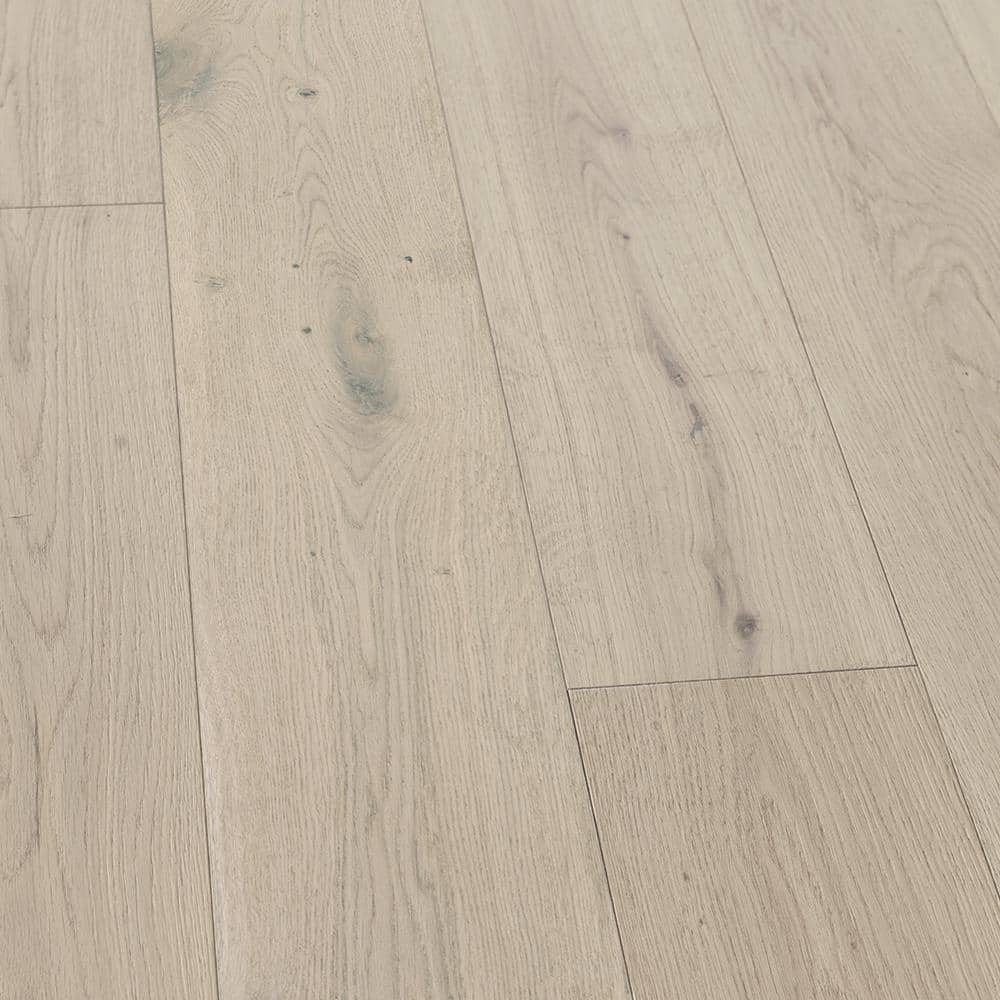 Malibu Wide Plank Burbank French Oak 9 16 in. T x 7.5 in. W Water