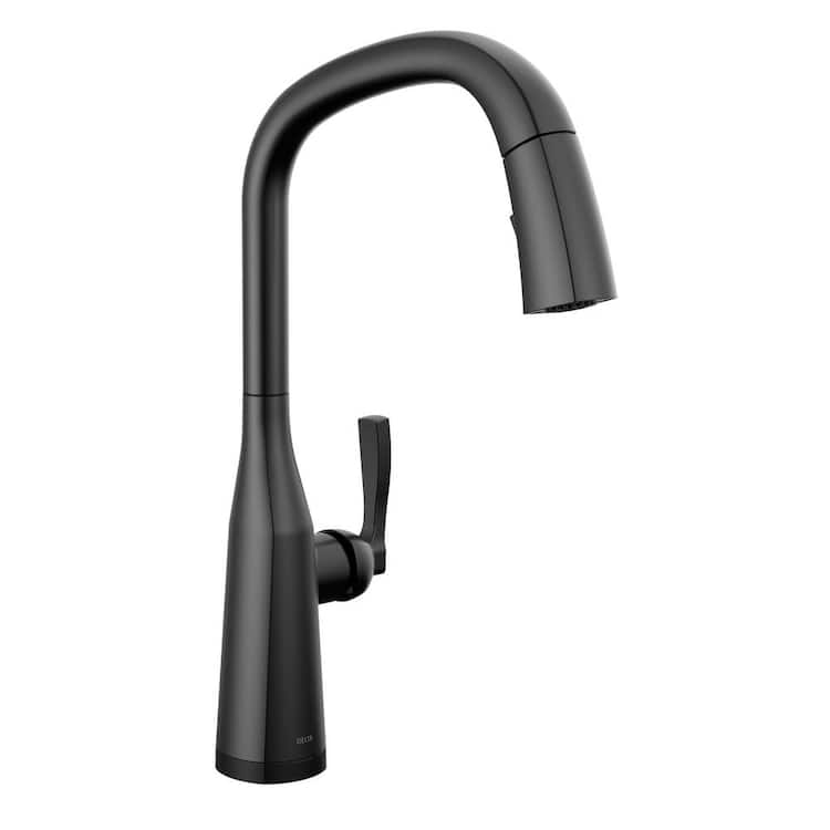 Delta Stryke Single Handle Touch2O Technology Pull Down Sprayer Kitchen Faucet in Matte Black