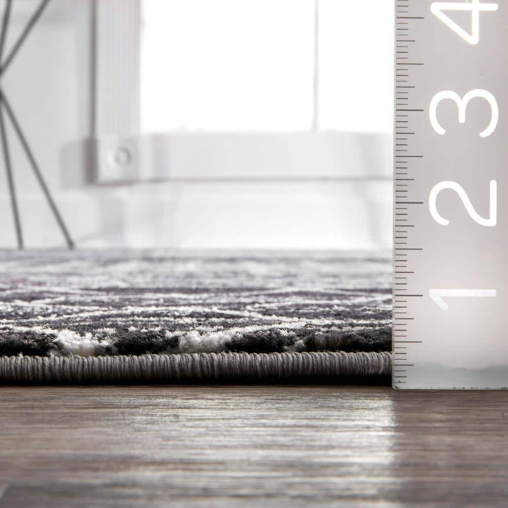 Handmade 6' Black Geometric Synthetic Square Area Rug