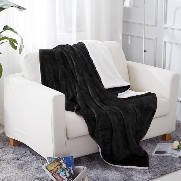 JML Black Polyester Sherpa Throw Blanket