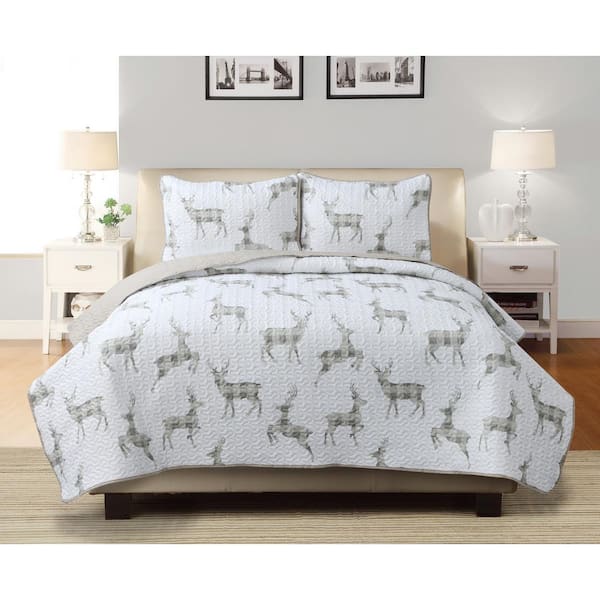 Harper Lane Claus 3-Piece White Microfiber Full/Queen Quilt Set