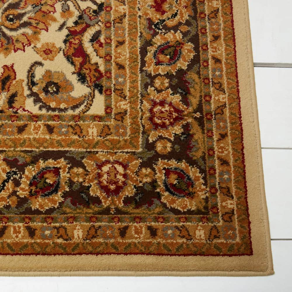 Ivory and Beige Ornate Damask Area Rug, 5'2" x 7'2"