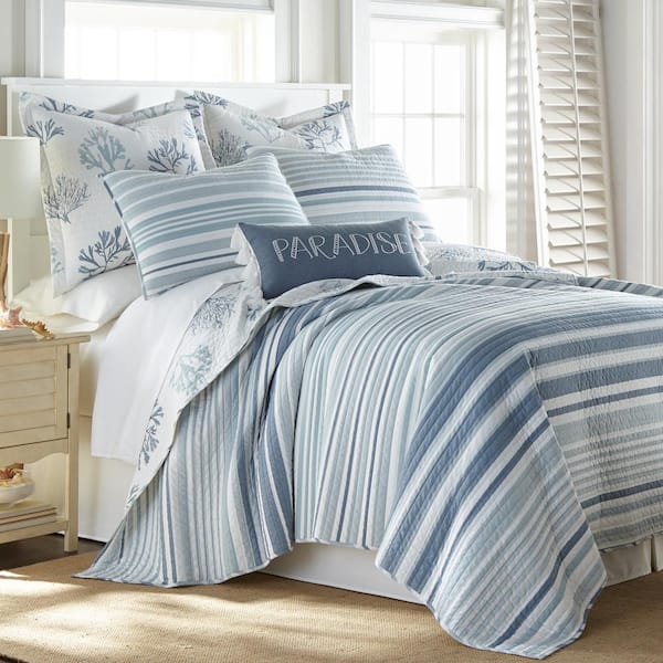 LEVTEX HOME Truro 3-Piece Blue and White Cotton Full/Queen Quilt Set