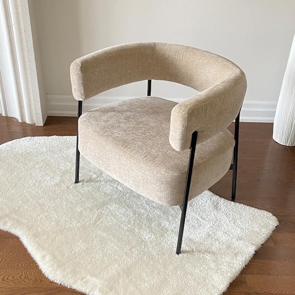 Homy Casa VADS Luxurious Beige Accent Chair-Modern Barrel Occasional Chair with Ergonomic Foam and Metal Frame