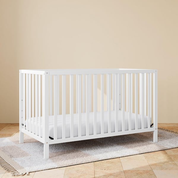 Storkcraft Morningside White 5-in-1 Convertible Crib 04523-301