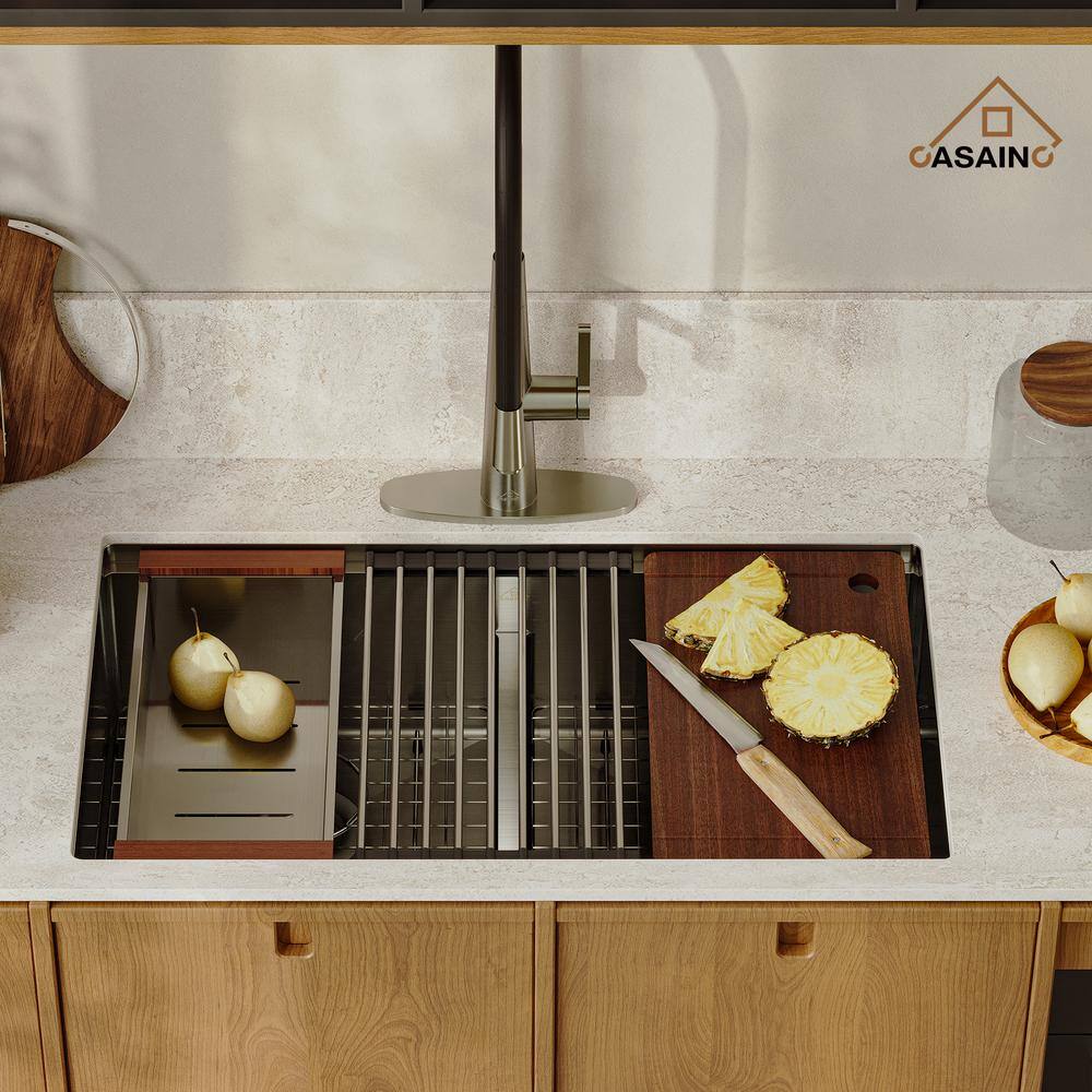 33'' Stainless Steel Undermount Double Bowl Kitchen Sink with Faucet