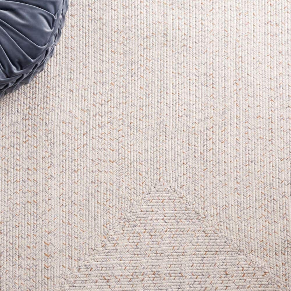 https://images.thdstatic.com/productImages/5cfe3805-ebe4-4e89-8557-5a2d65f7d0ab/svn/ivory-light-gray-safavieh-area-rugs-bra201a-8ov-44_1000.jpg