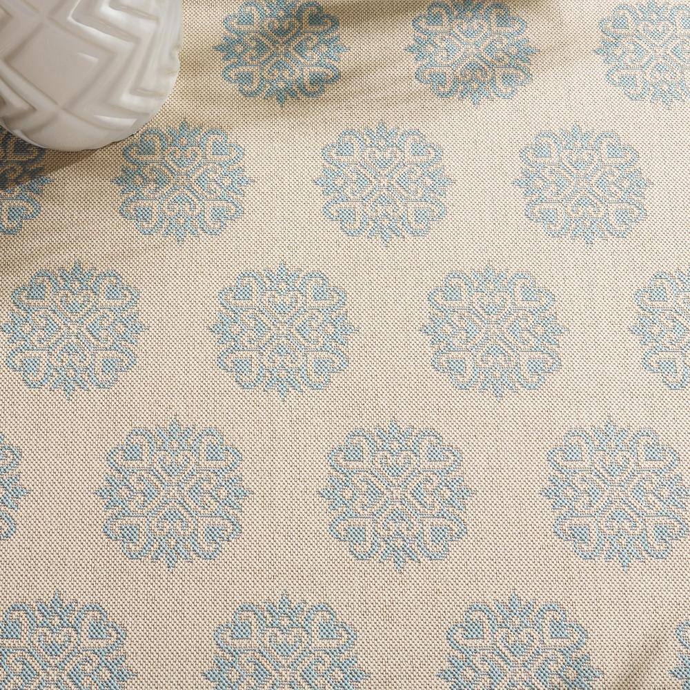 Cream and Aqua Geometric Synthetic Indoor/Outdoor Rug, 2'2" x 4'
