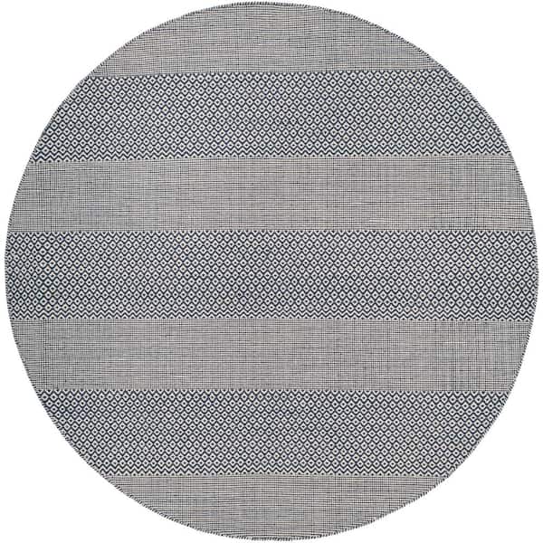 SAFAVIEH Montauk Ivory/Navy 8 ft. x 8 ft. Striped Diamonds Round Area Rug