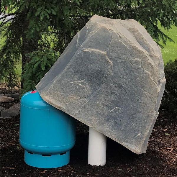 30 Best Well cover ideas | outdoor projects, well pump cover, backyard