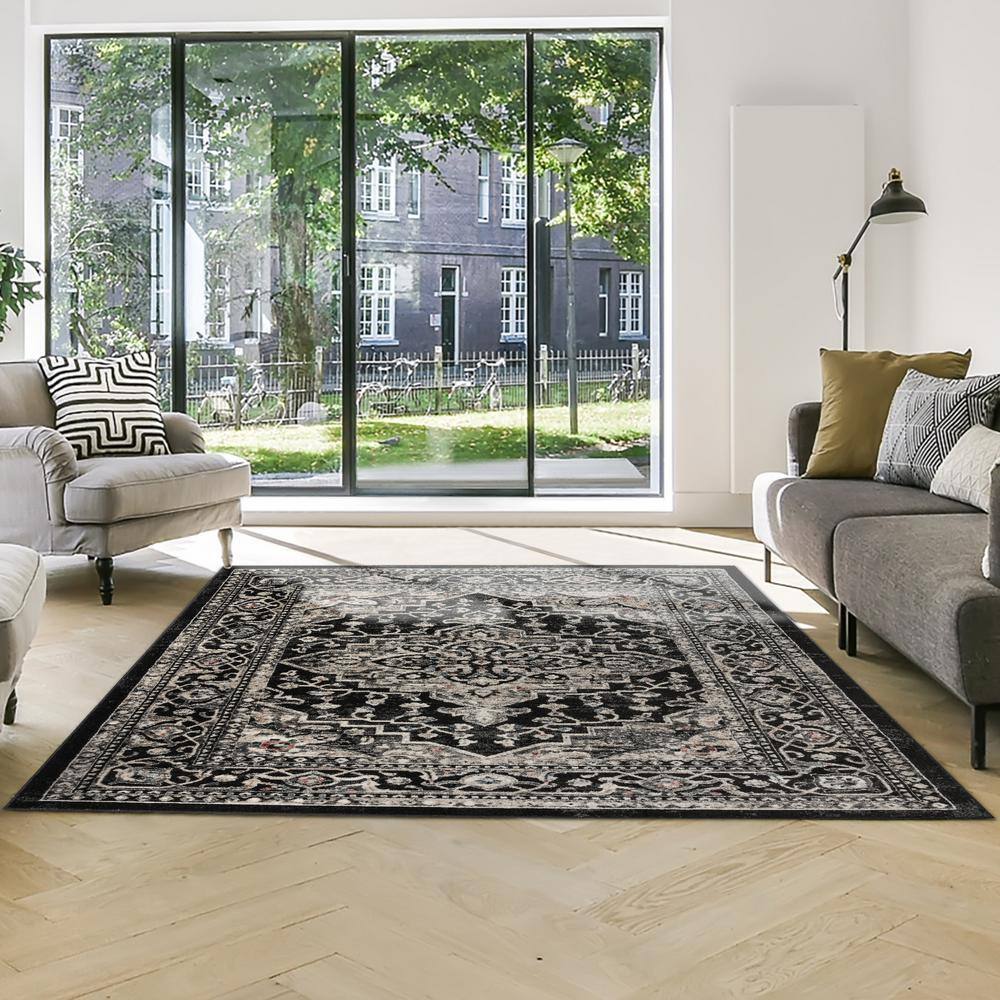 Heirloom Black and Beige Tufted 8' x 10' Synthetic Area Rug