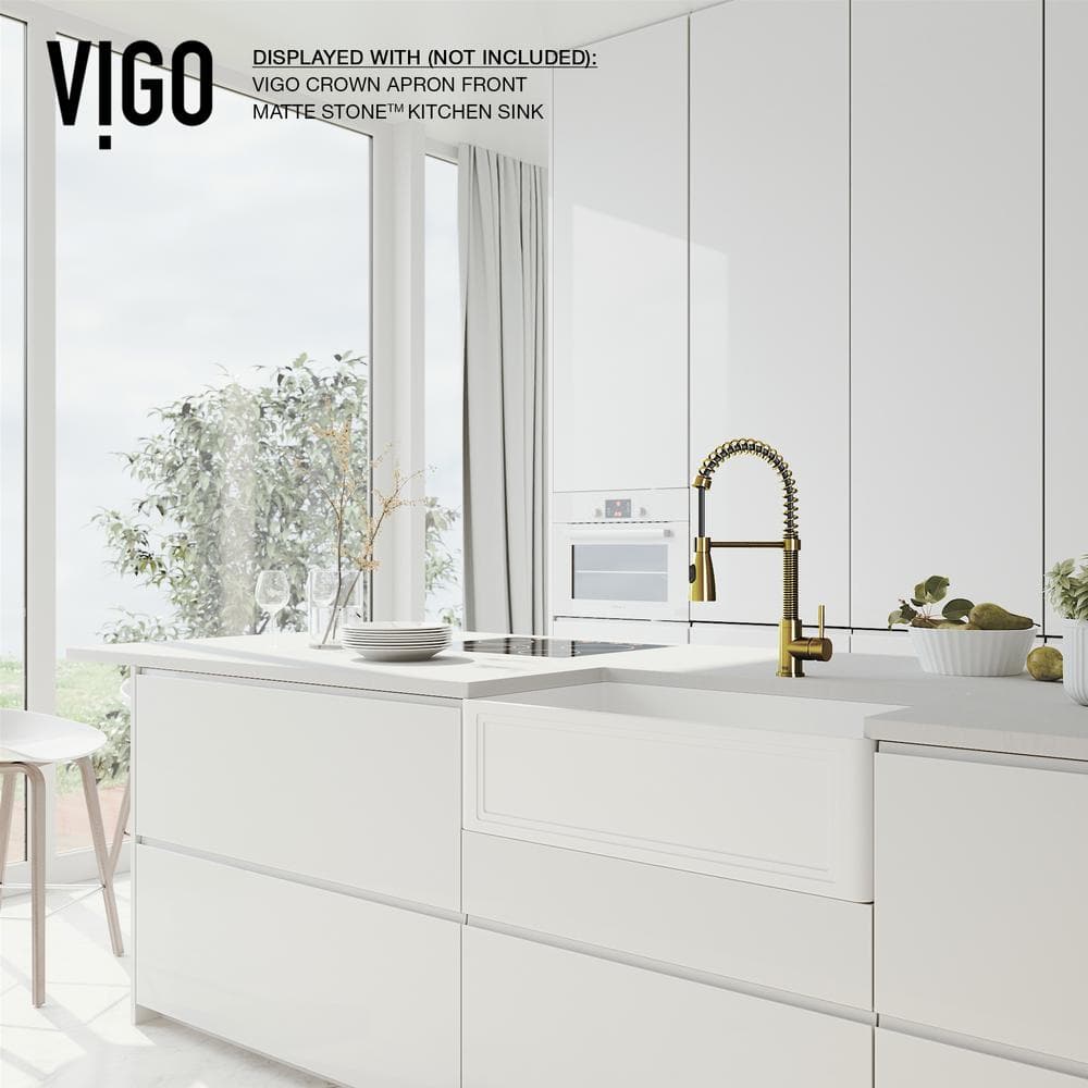 Elegant Matte Gold Pull-Down Kitchen Faucet with 360° Swivel Spout