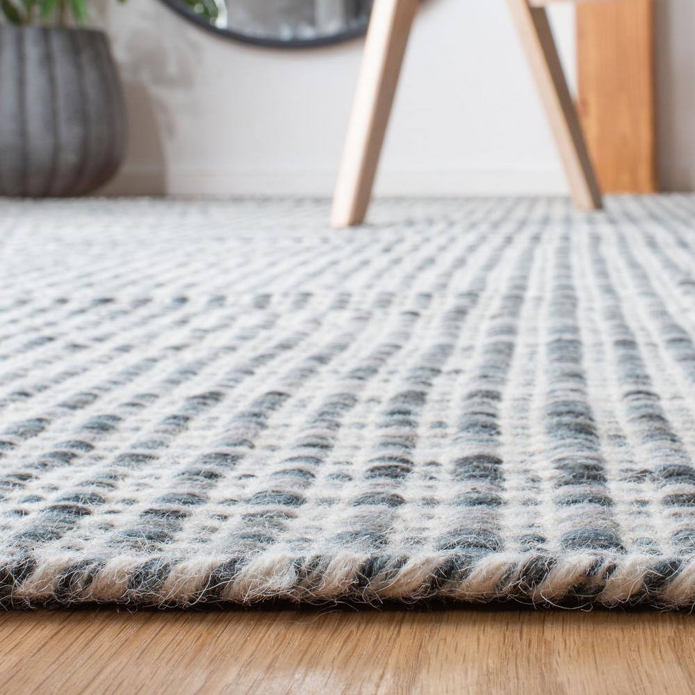 Gray and Ivory Hand-Tufted Wool Rectangular Rug 3' x 5'