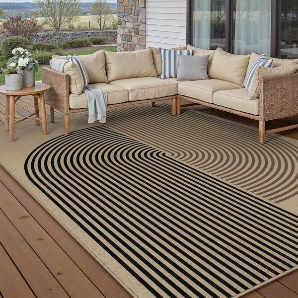 Keloni Linen-look Brown/Black 6 ft. x 9 ft. Geometric Area Rug