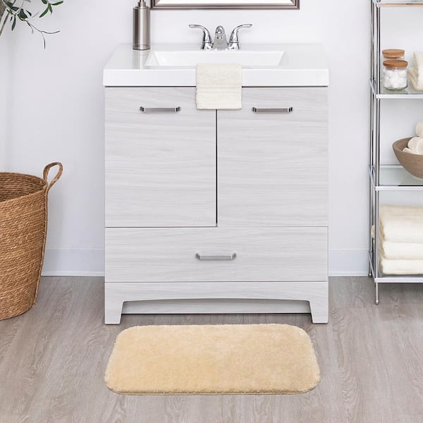 New Regency Pearl 17 in. x 24 in. Polyester Machine Washable Bath Mat
