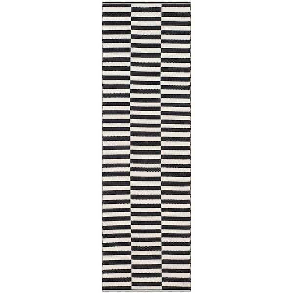 SAFAVIEH Montauk Ivory/Black 2 ft. x 7 ft. Striped Runner Rug