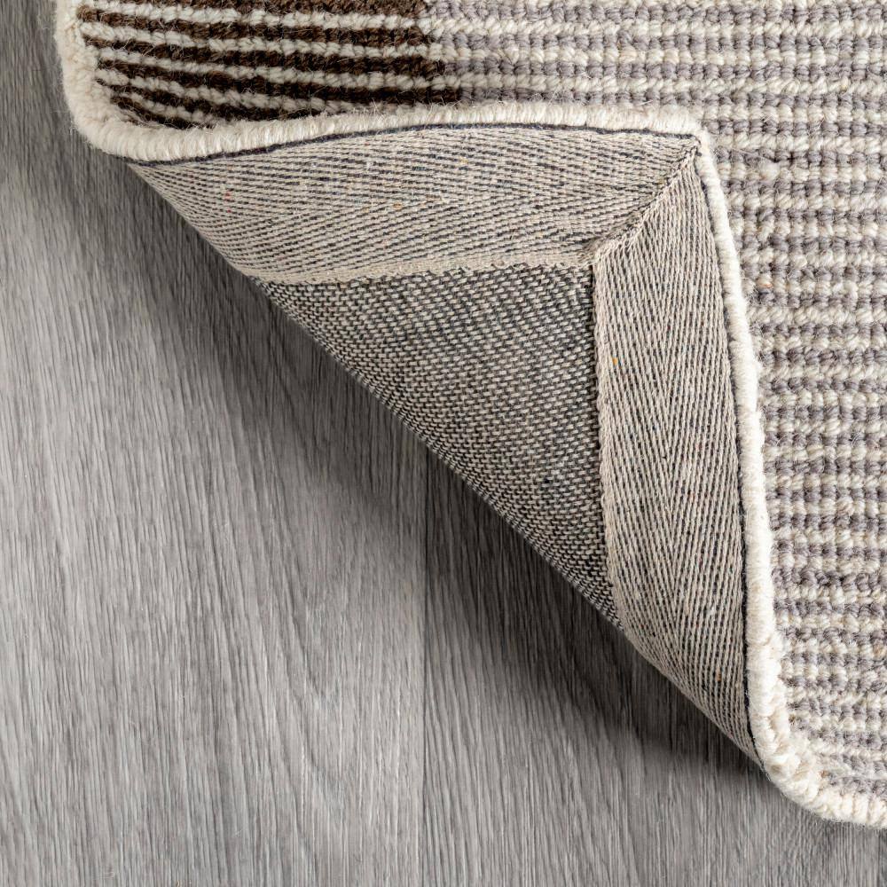 Evangeline Ivory and Gray Abstract Wool 5' x 8' Area Rug