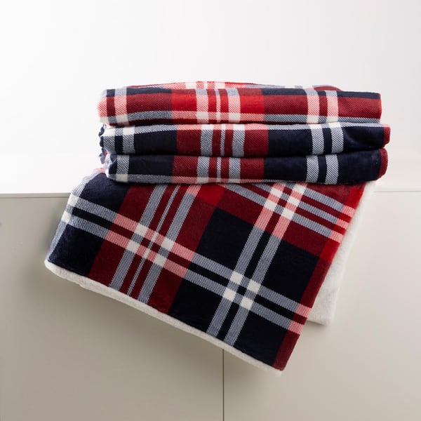 Glitzhome 72 in. L x 48 in. W Flannel Red/Blue/White Plaid Reversible Duvet Cover