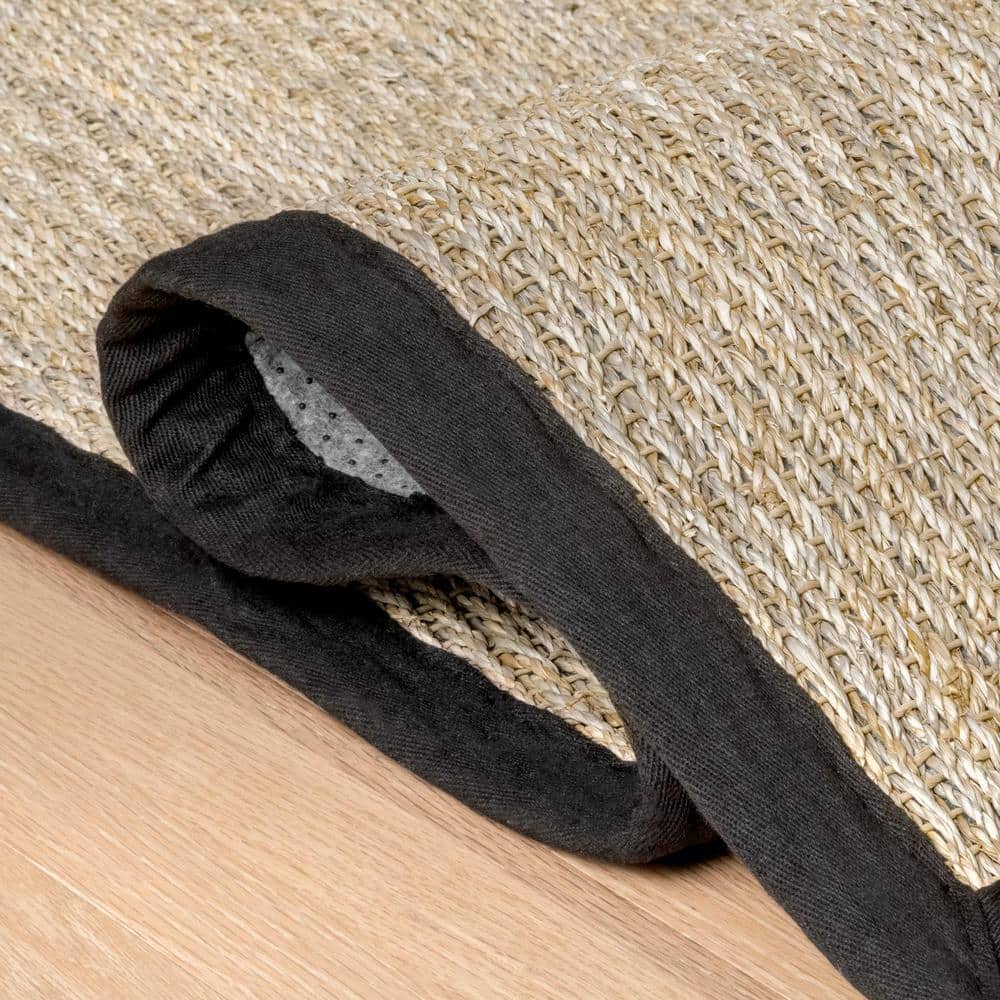 Elegant Herringbone Seagrass 4' x 6' Oval Area Rug in Black