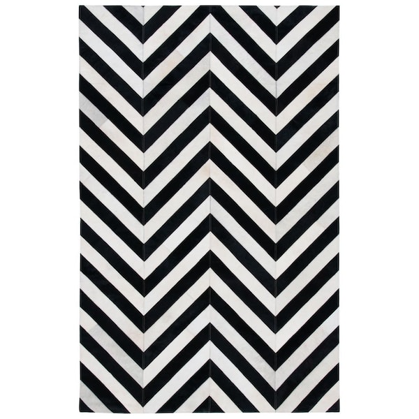 Studio Leather White Black 5 ft. x 8 ft. Abstract Chevron Area Rug