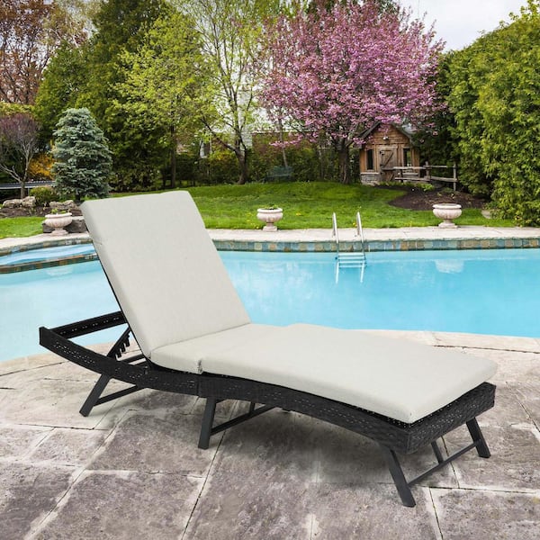 Zeus & Ruta Black Wicker Outdoor Chaise Lounge with Beige Cushions and Adjustable Back for Backyard, Garden