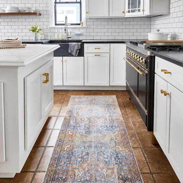 nuLOOM Ehtel Medallion Fringe Rust 2 ft. 6 in. x 14 ft. Indoor Runner Rug