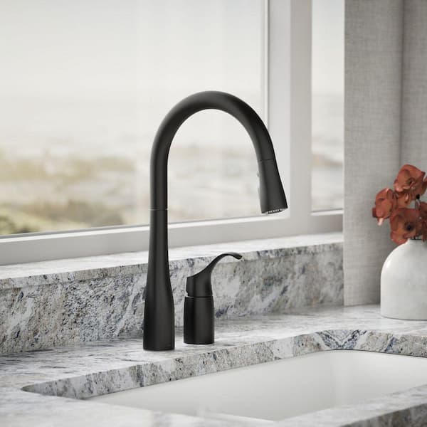 Simplice Single-Handle Pull-Down Sprayer Kitchen Faucet in Matte Black