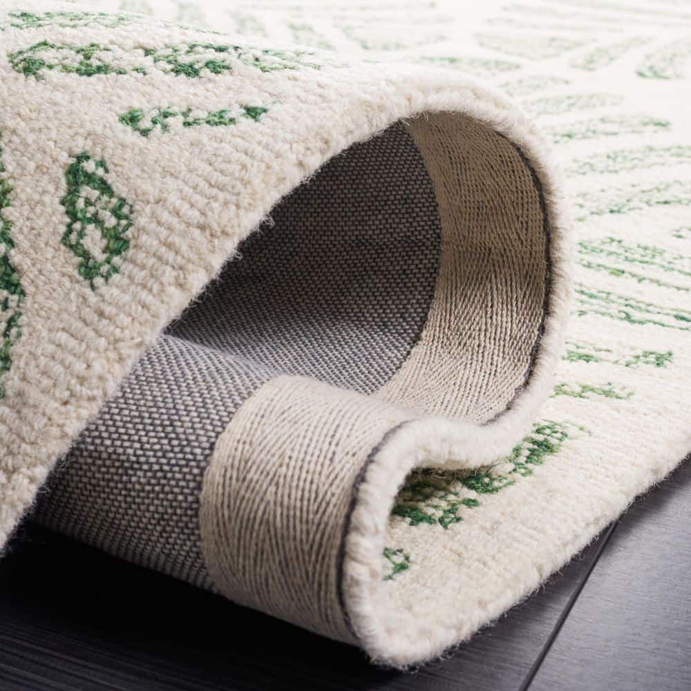 Ivory & Green Floral Tufted Wool-Silk 6' Square Rug