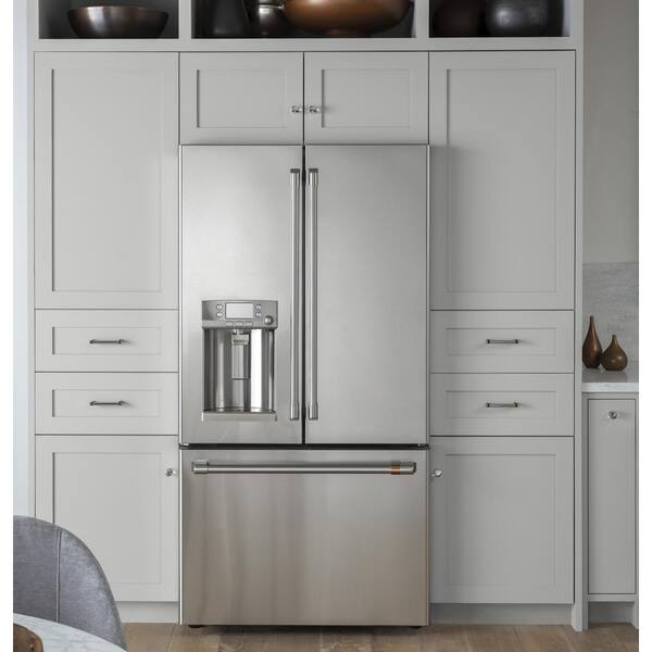 Cafe 27.8 cu. ft. Smart French Door 