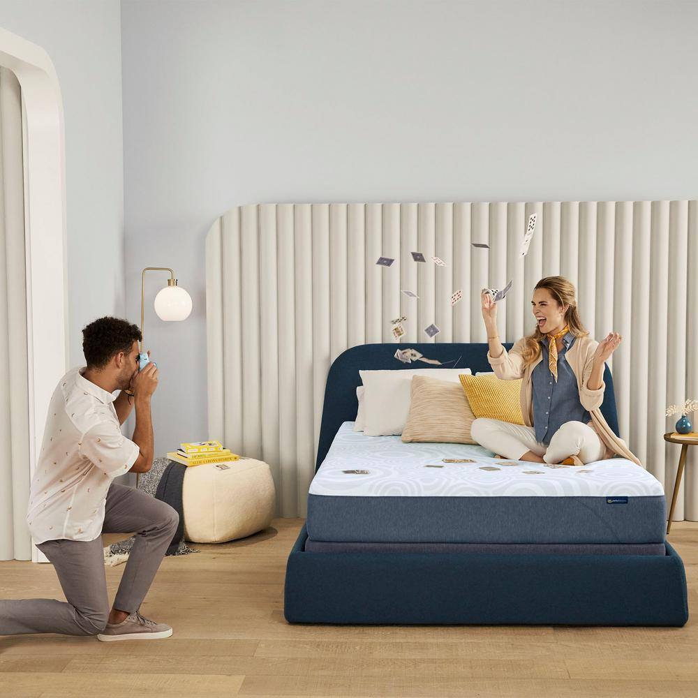 California King 12" Gel Memory Foam Mattress in White and Dark Blue
