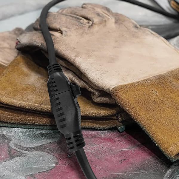 HDX 15 ft. 16/3 Light Duty Indoor/Outdoor Extension Cord, Black