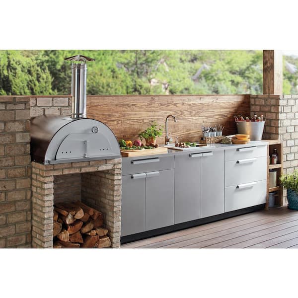 https://images.thdstatic.com/productImages/5d929372-e182-4cf0-968c-1f535011a82d/svn/stainless-steel-sunstone-outdoor-kitchen-sinks-b-ps21-fa_600.jpg
