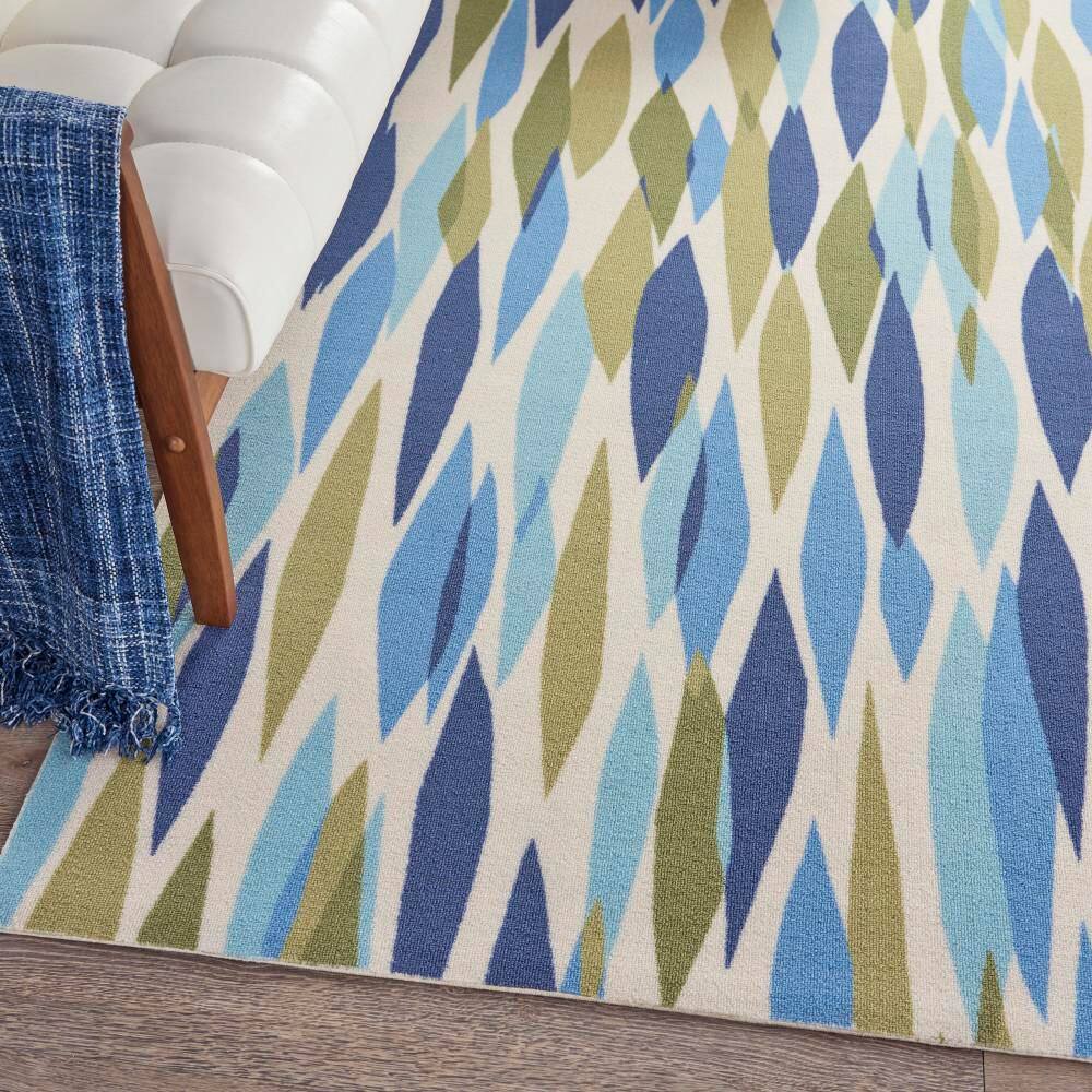 Seaglass Blue & White Traditional 4' x 6' Reversible Rug