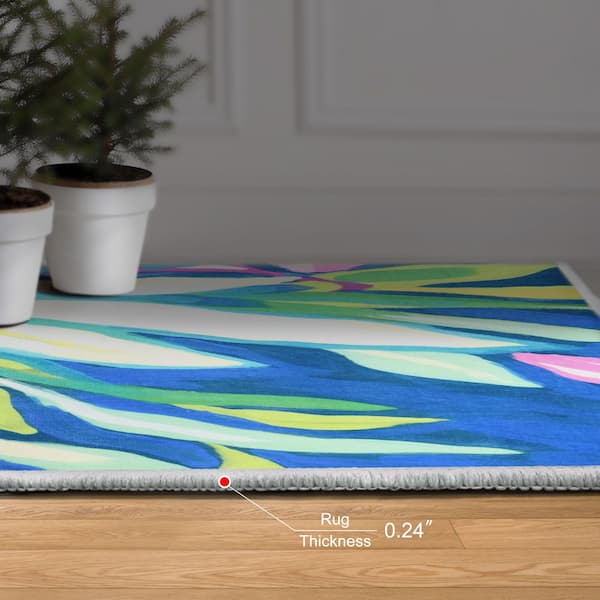 Blue Tropics I, 5'x 8' Hand Washable Flowers Art Area Rug, power-loomed, 100% polyester, 2mm pile, non-slipping back.