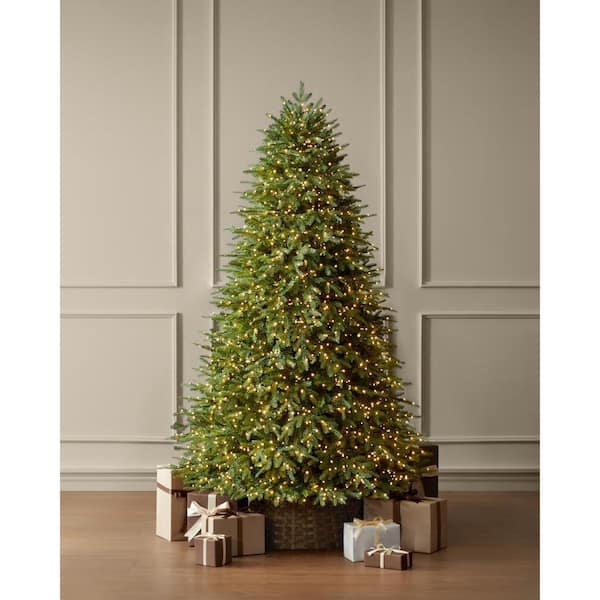 7.5 ft. Grand Duchess Twinkling Balsam Fir LED Pre-Lit Artificial Christmas Tree T27