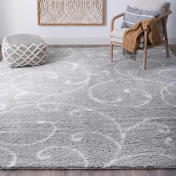 Soho Shag Floral Silver 4 ft. x 6 ft. Indoor Area Rug