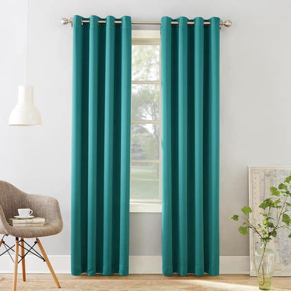 Sun Zero Gregory Marine Polyester 54 in. W x 54 in. L Grommet Room Darkening Curtain (Single Panel)