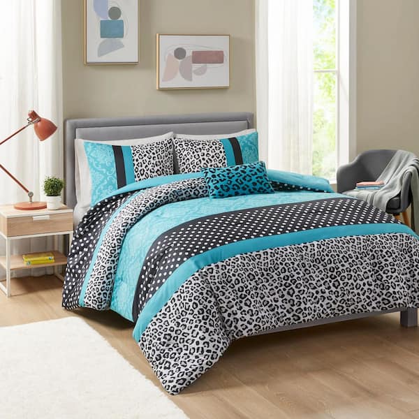 Intelligent Design Camille 4-Piece Teal Microfiber King/Cal King Leopard Print Comforter Set